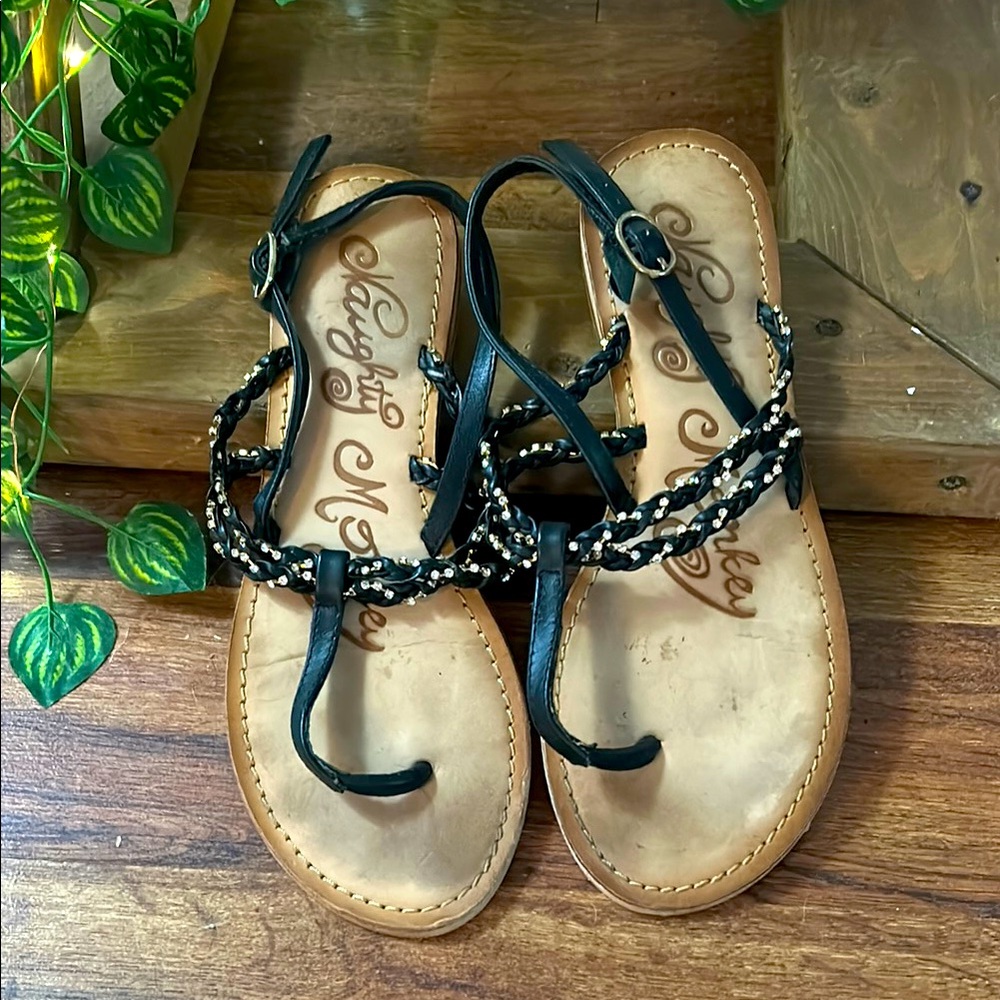🖤Naughty Monkey Women’s 6.5🖤